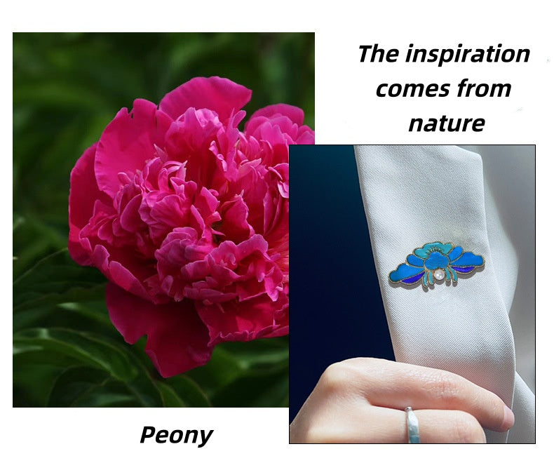 Imitation kingfisher feather ornaments, handicrafts made by combining metal and feathers.